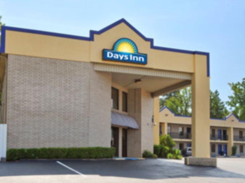 Days Inn By Wyndham Arcadia Bagian luar foto